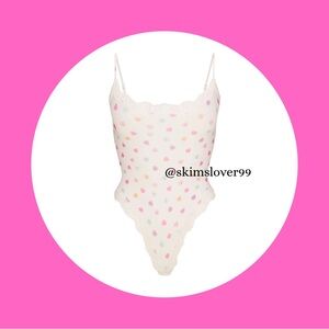 SKIMS - Fits Everybody Lace Cami Bodysuit​